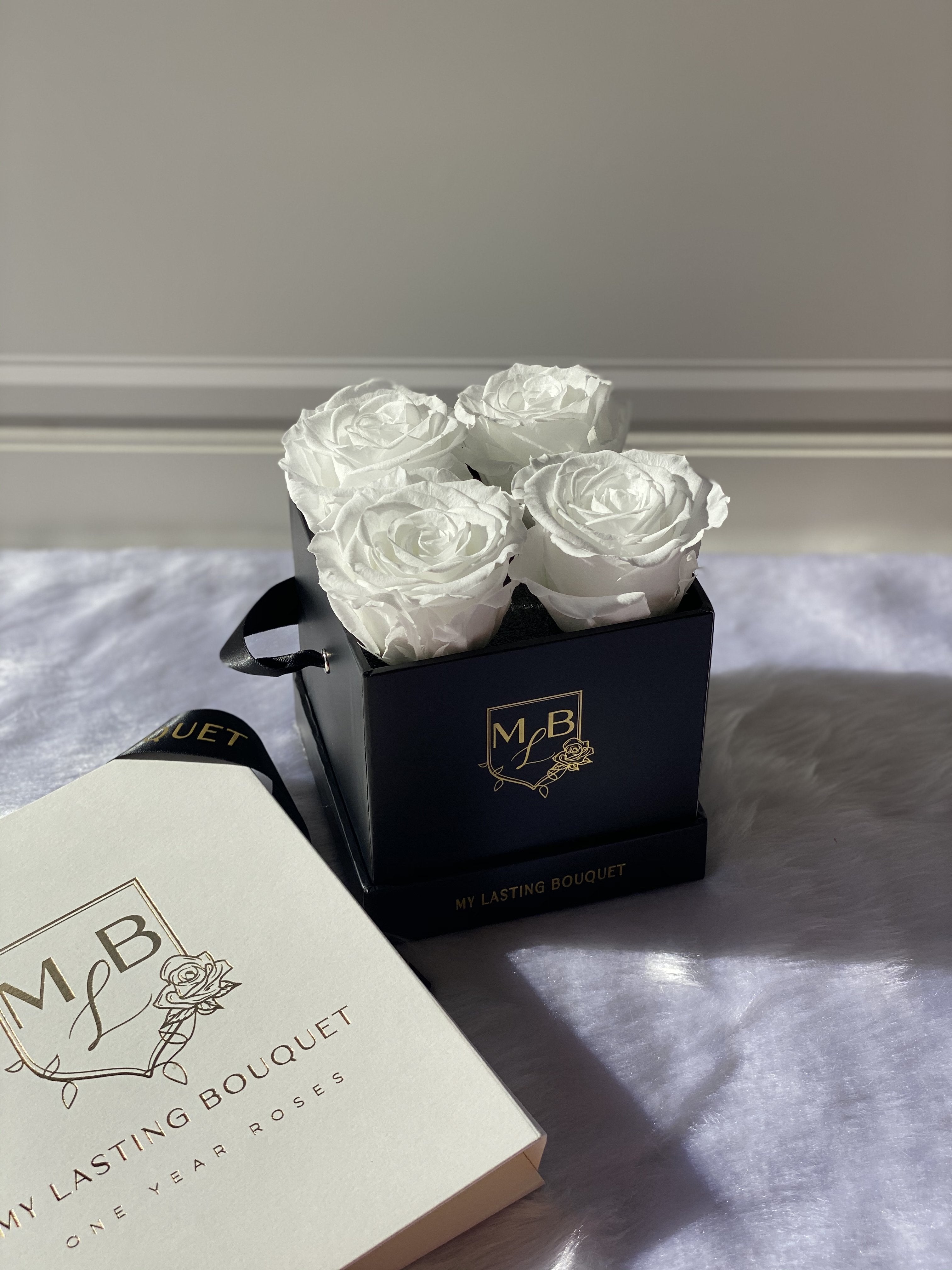 Petit- White Roses - My Lasting Bouquet
